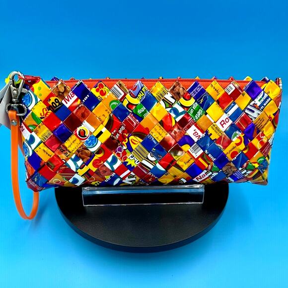 Handbag Bright Colorful Ecoist Candy Wrapper Clutch/Wristlet - Picture 3 of 12